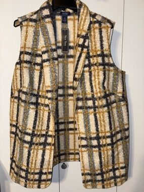New York Clothing Company Plush Plaid Shacket in Cream & Mustard